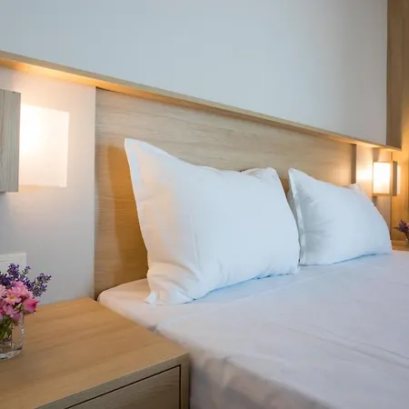 Coop - Kiten Hotell 2*