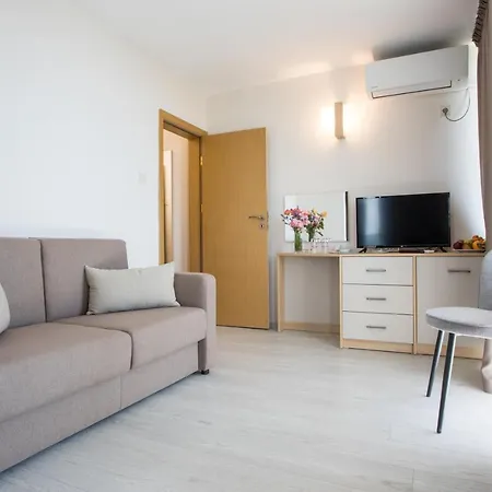 Coop - Hotell 2*