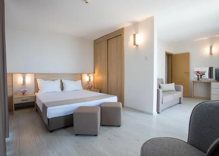 Coop - Отель Китен