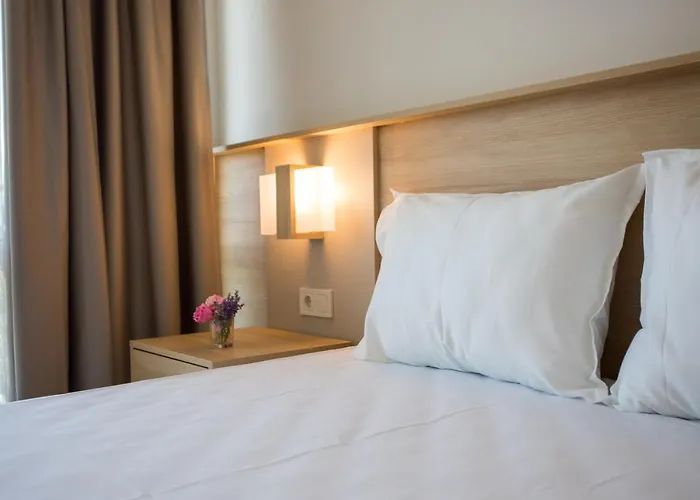 Отель Coop - 2*