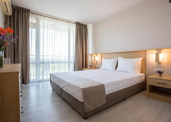 Отель Coop - 2*