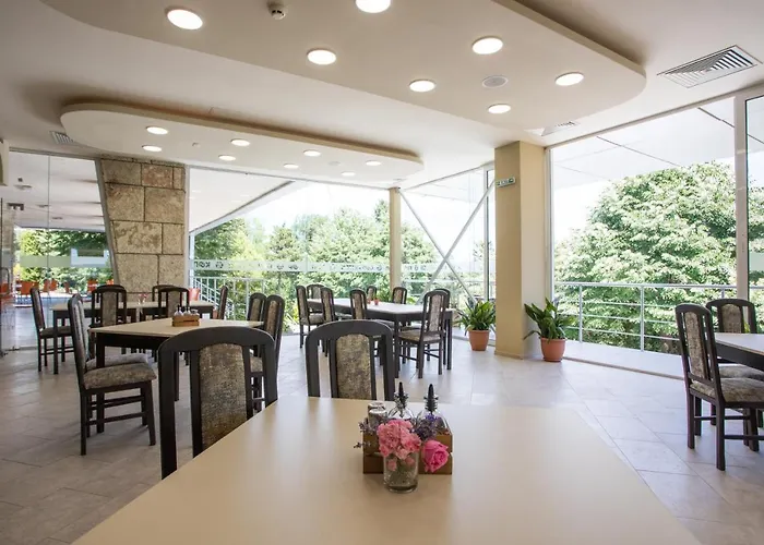 Coop - Отель Китен